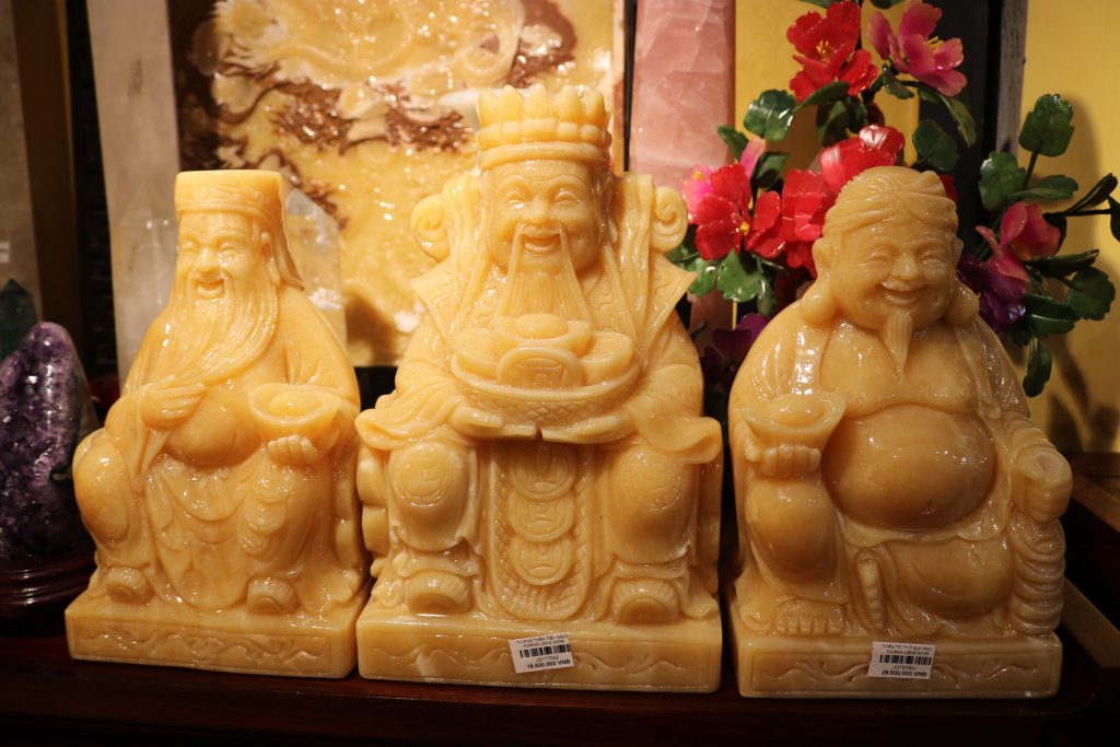 Ban thờ 3 ông thờ những ai?