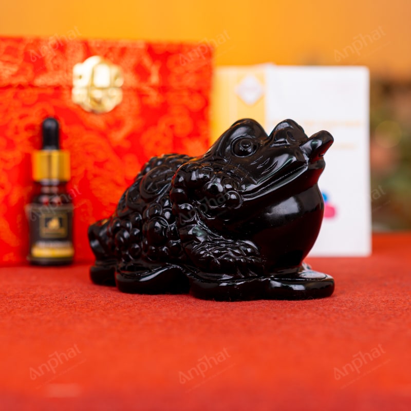 Thiềm Thừ Obsidian Đen