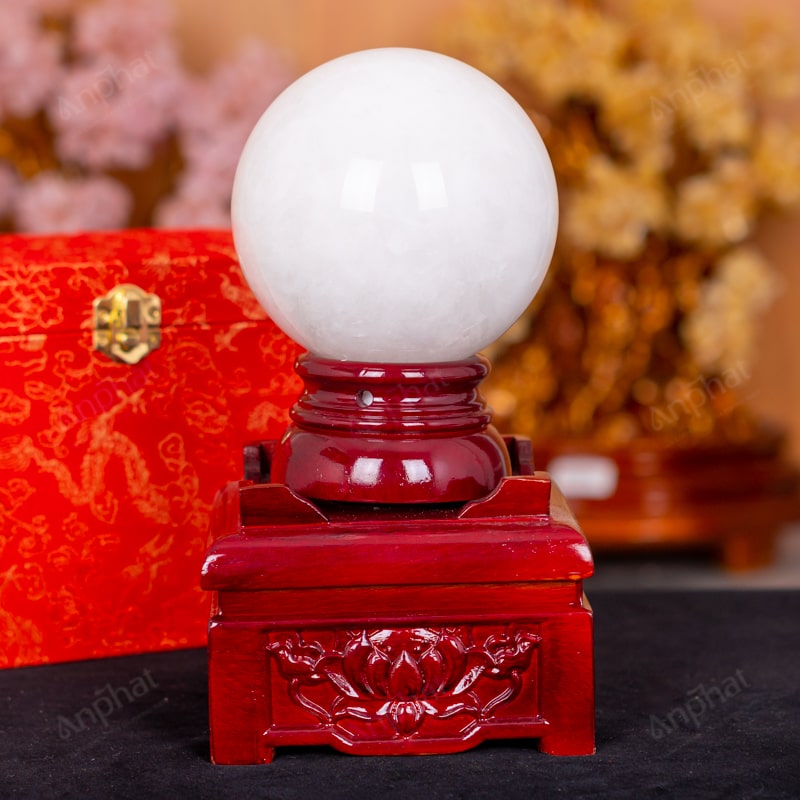 Quả Cầu Thạch Anh Trắng Dừa 2A 2,04kg 011-0882A-2.04