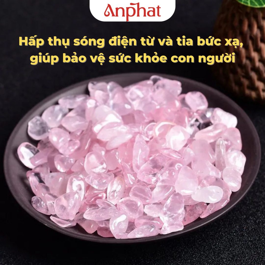 Đá thạch anh vụn hồng giúp tăng năng lượng yêu thương và hài hòa không gian sống