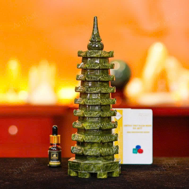 Tháp Văn Xương 9 tầng đại diện cho con đường học vấn – càng cao tầng, càng thể hiện khát vọng vươn xa