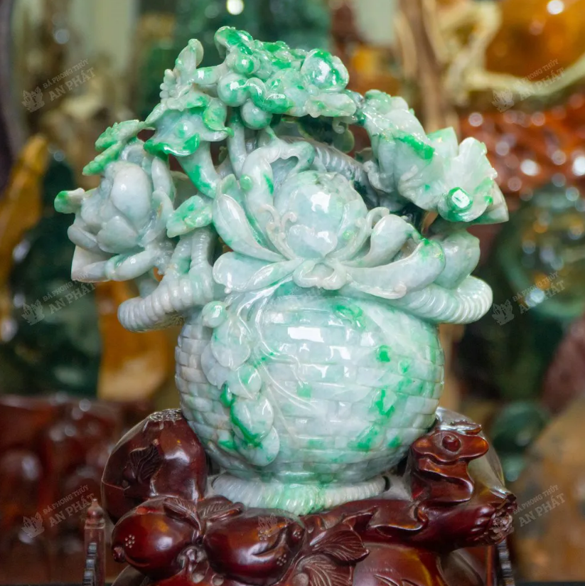 Tác Phẩm Bình Hoa Phú Quý Ngọc Phỉ Thúy