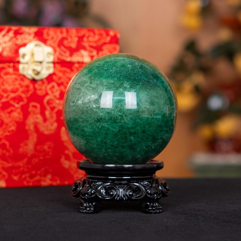Quả Cầu Thạch Anh Dâu Tây Xanh 1A 0,64kg 011-0731A-0,64