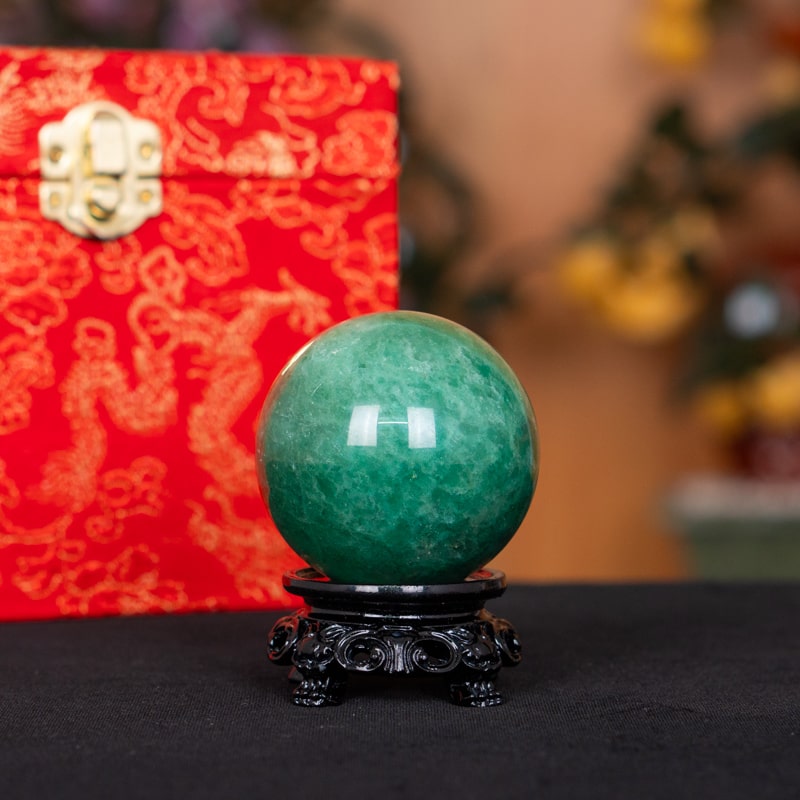 Quả Cầu Thạch Anh Dâu Tây Xanh 2A 0,22kg 011-0732A-0,22