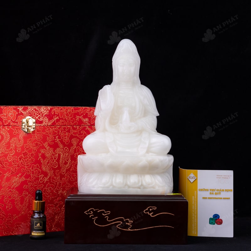 Tượng Quan Âm Bồ Tát Ngọc Onyx Trắng