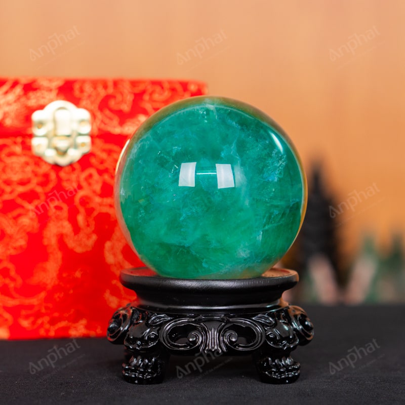 Quả Cầu Fluorite Xanh 5A 0,93kg 011-0135A-0,93
