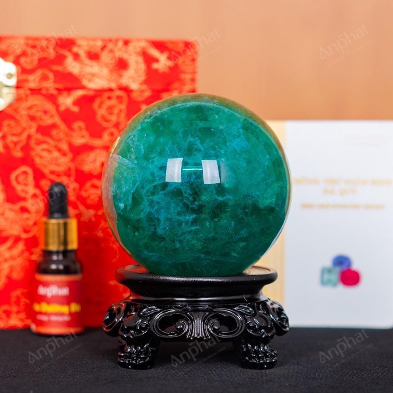 Quả Cầu Fluorite Xanh 5A 1,2kg 011-0135A-1,2