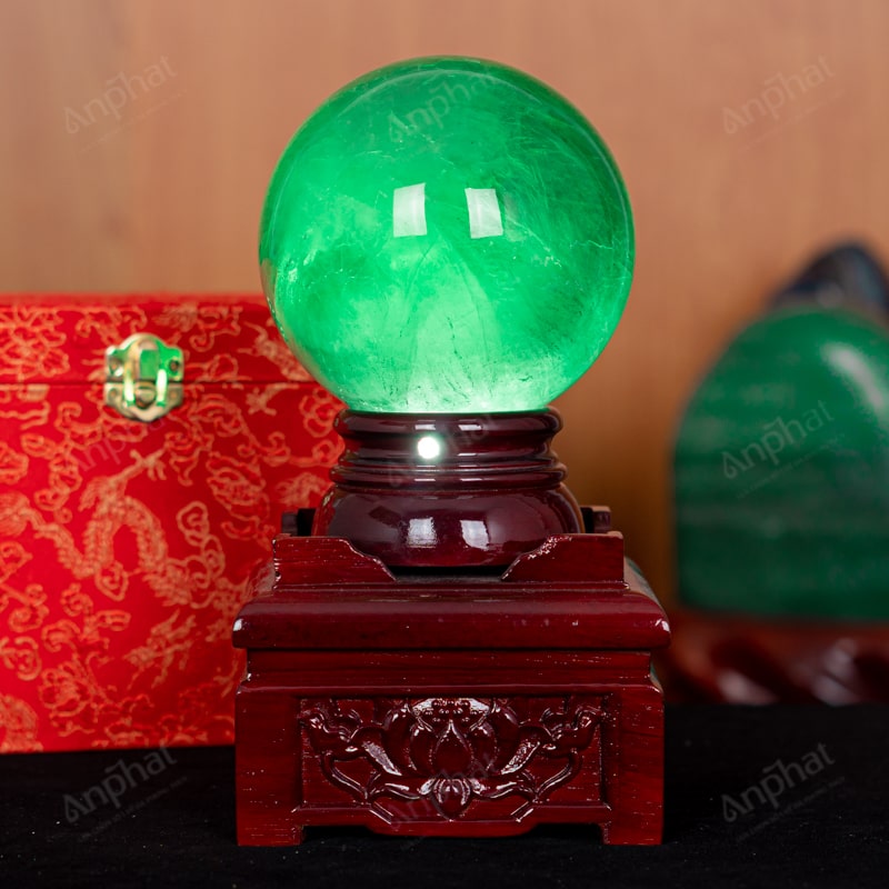 Quả Cầu Fluorite Xanh 6A 2,48kg 011-0136A-2,48