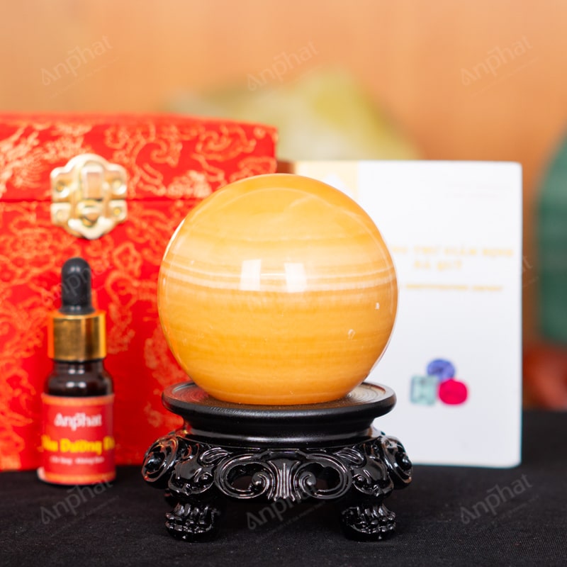 Quả Cầu Ngọc Hoàng Long Vàng 1A 0,68kg 011-0491A-0,68