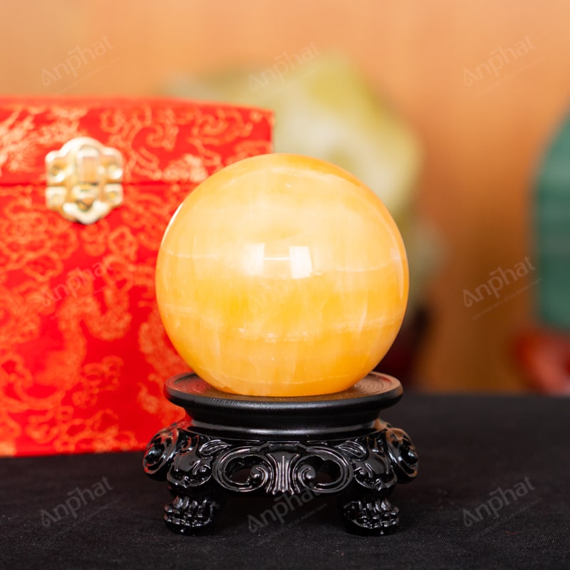 Quả Cầu Ngọc Hoàng Long Vàng 1A 0,74kg 011-0491A-0,74