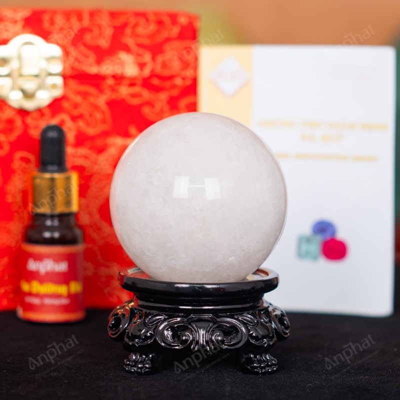 Quả Cầu Thạch Anh Trắng Dừa 2A 0,36kg 011-0882A-0,36