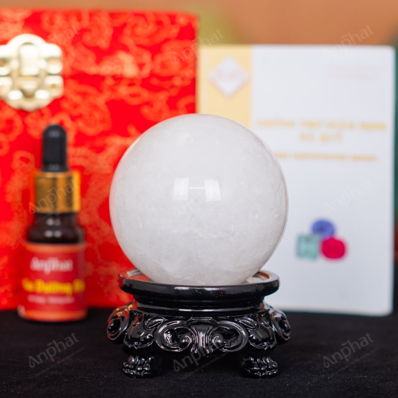 Quả Cầu Thạch Anh Trắng Dừa 2A 0,36kg 011-0882A-0,36