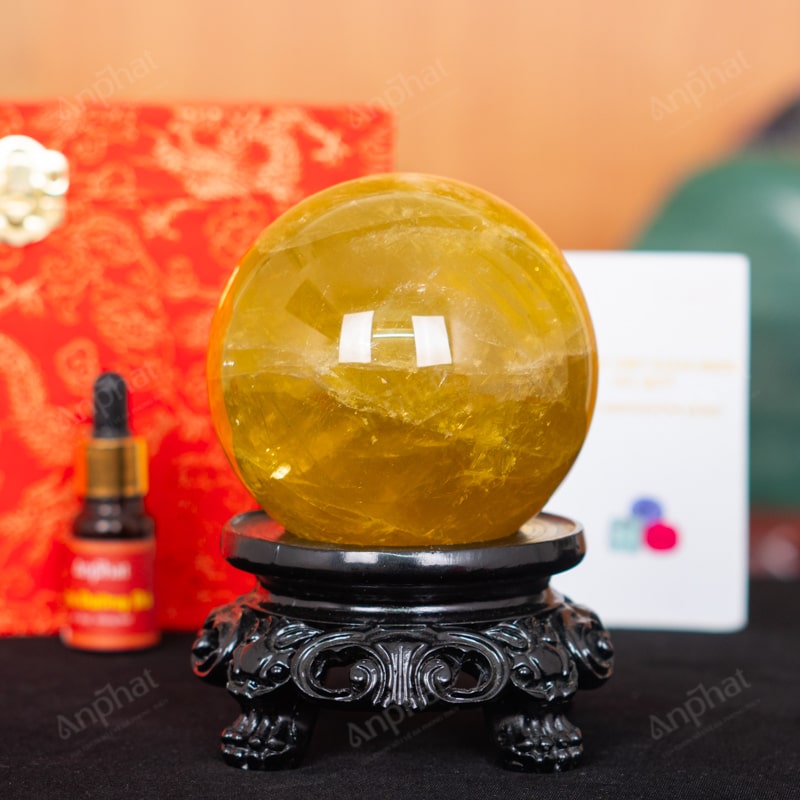 Quả Cầu Thạch Anh Vàng Có Sao 6A 1,28kg 012-0916A-1,28