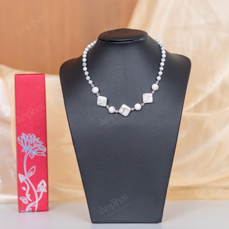 Vòng Cổ Howlite Trắng 1B 138-0281B-AP