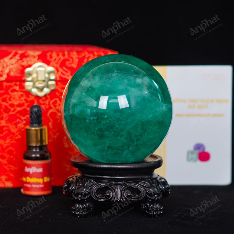 Quả Cầu Fluorite Xanh 5A 1,27kg 011-0135A-1,27