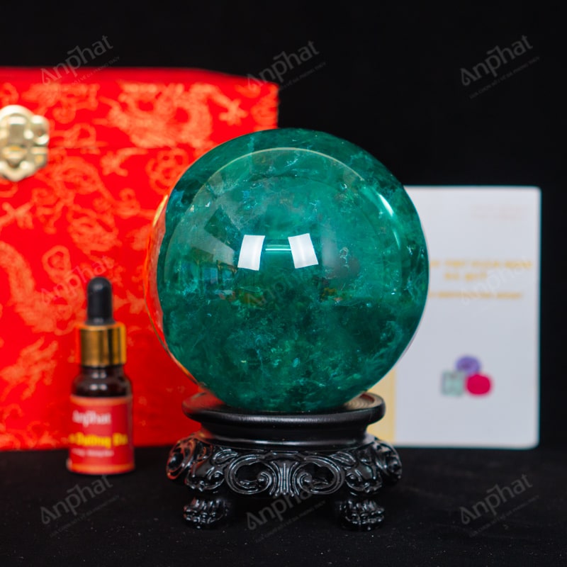 Quả Cầu Fluorite Xanh 5A 2,05kg 011-0135A-2,05