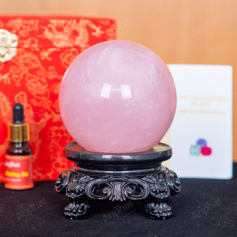 Quả Cầu Thạch Anh Hồng 4A 1,34kg 011-0764A-1,34