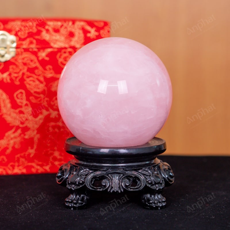Quả Cầu Thạch Anh Hồng 4A 1,46kg 011-0764A-1,46