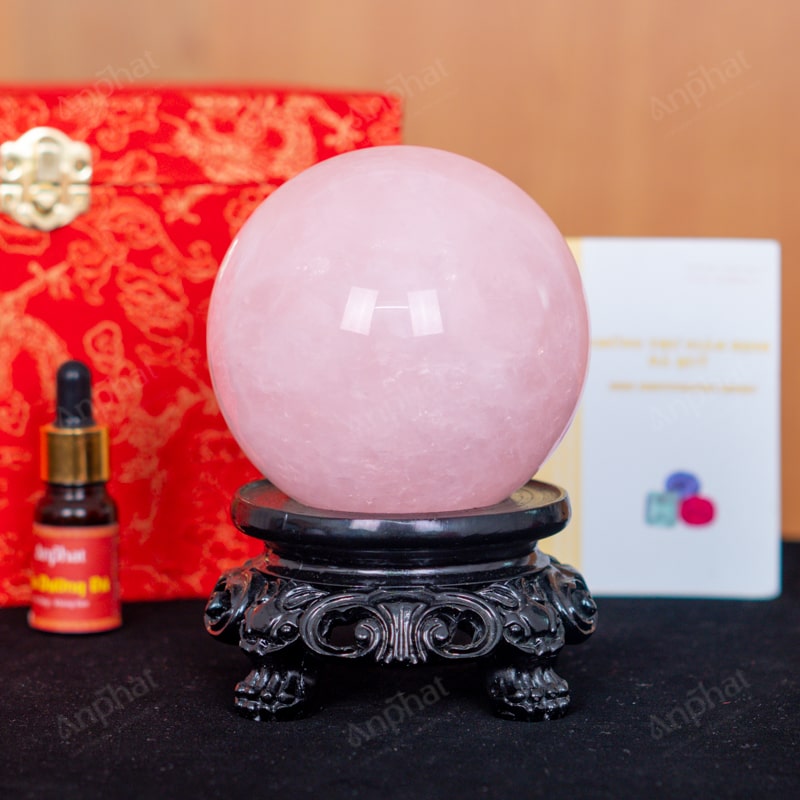 Quả Cầu Thạch Anh Hồng 4A 1,48kg 011-0764A-1,48