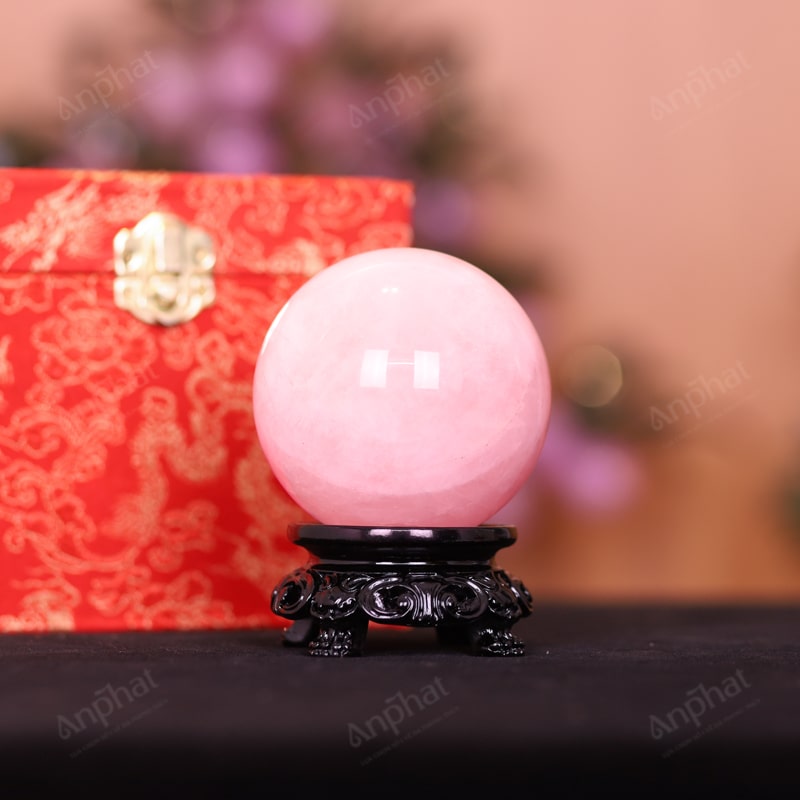 Quả Cầu Thạch Anh Hồng 4A Có Sao 0,6kg 012-0764A-0,60