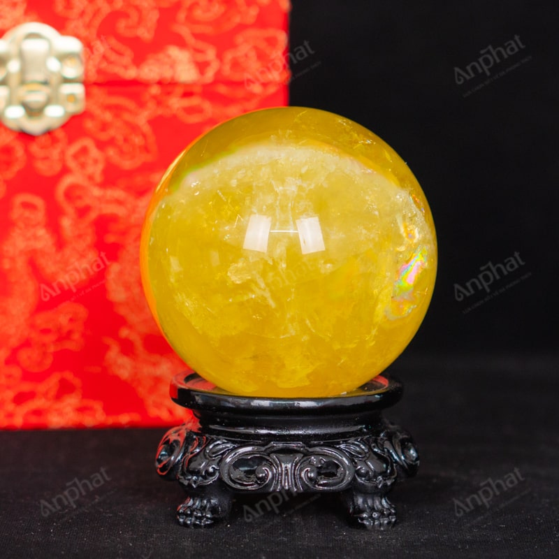 Quả Cầu Thạch Anh Vàng 4A Có Sao 0,55kg 012-0914A-0,55