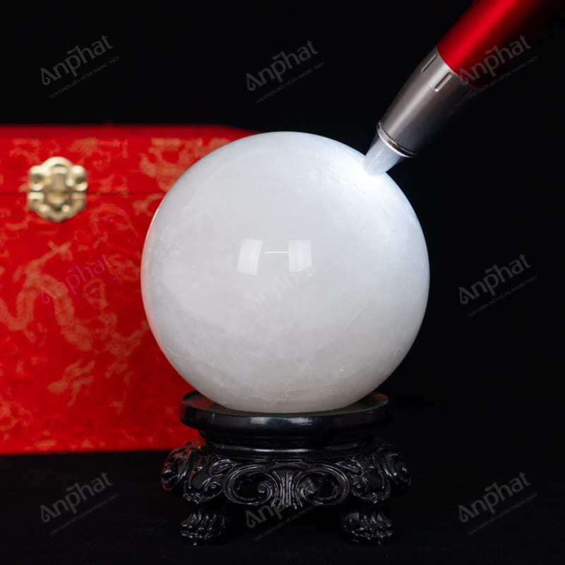 Quả Cầu Thạch Anh Trắng Dừa 2A 2,39kg 011-0882A-2,39