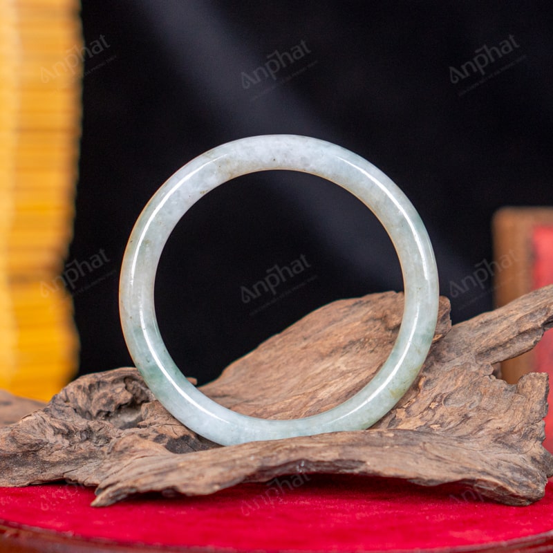 Vòng Tay Bản Liền Ngọc Jade 2A 55 Ly 107-1122A-55