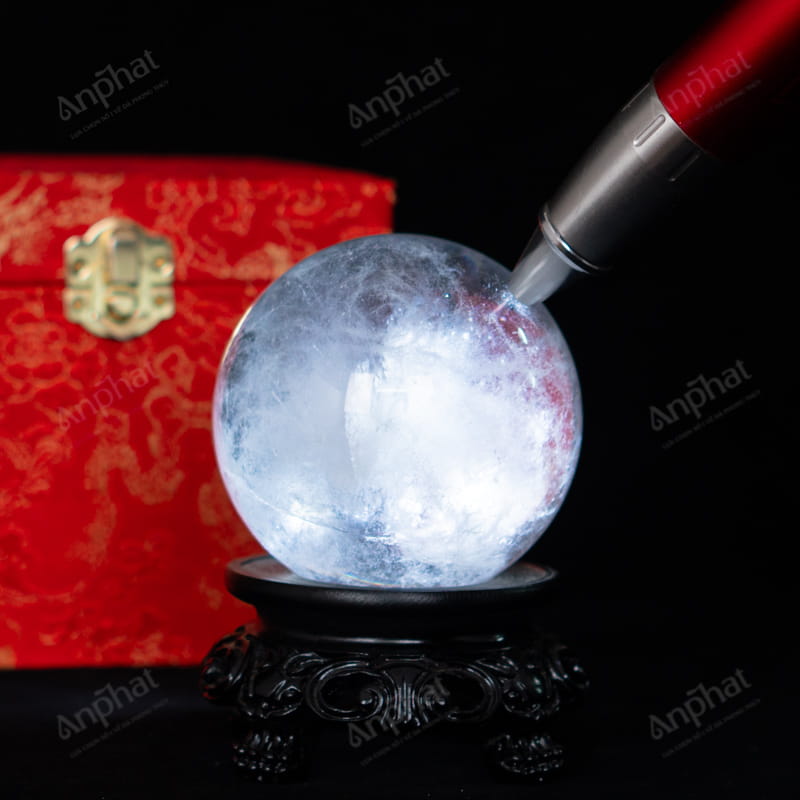 Quả Cầu Thạch Anh Trắng 5B 0,81kg 011-0895B-0,81