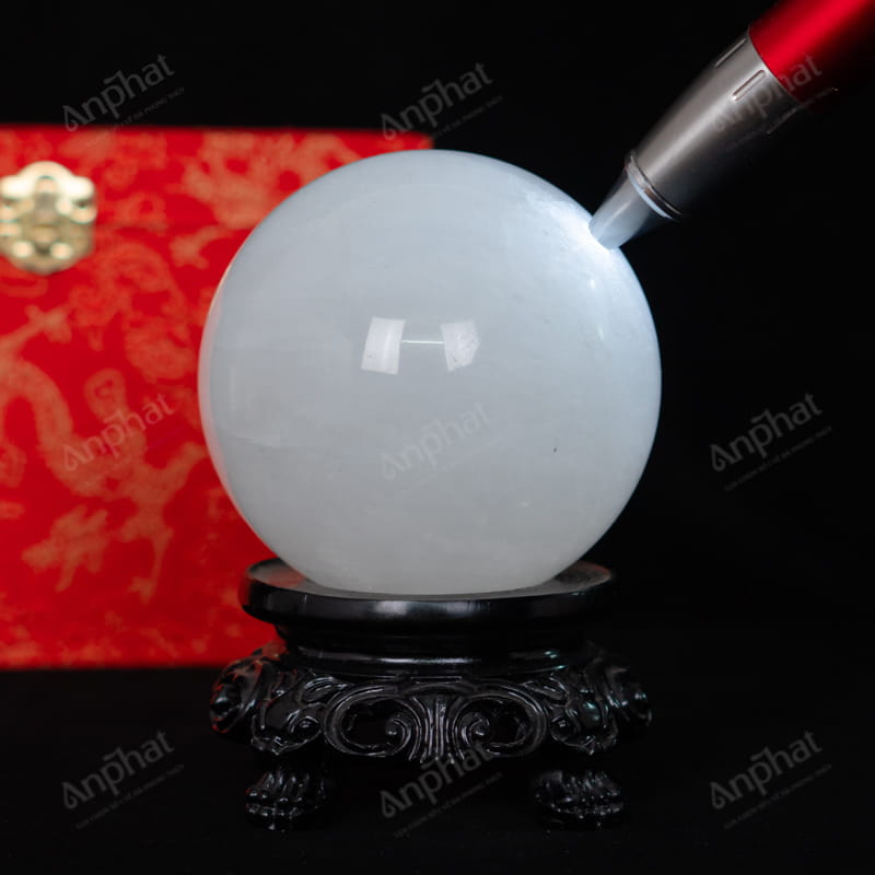 Quả Cầu Canxit Trắng 4A 1,85kg 011-0064A-1,85