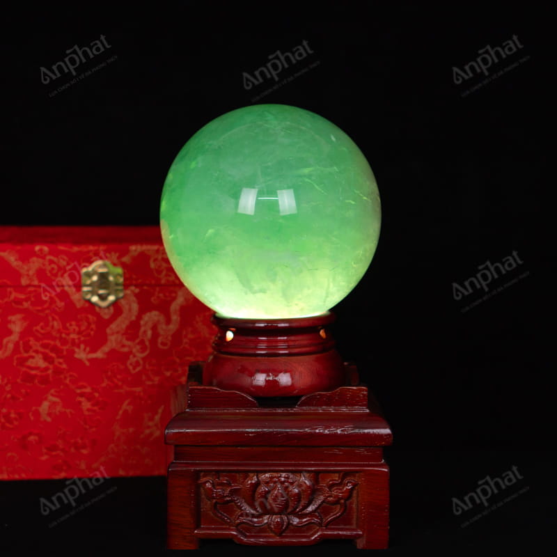 Quả Cầu Fluorite Xanh 6A 3,74kg 011-0136A-3,74