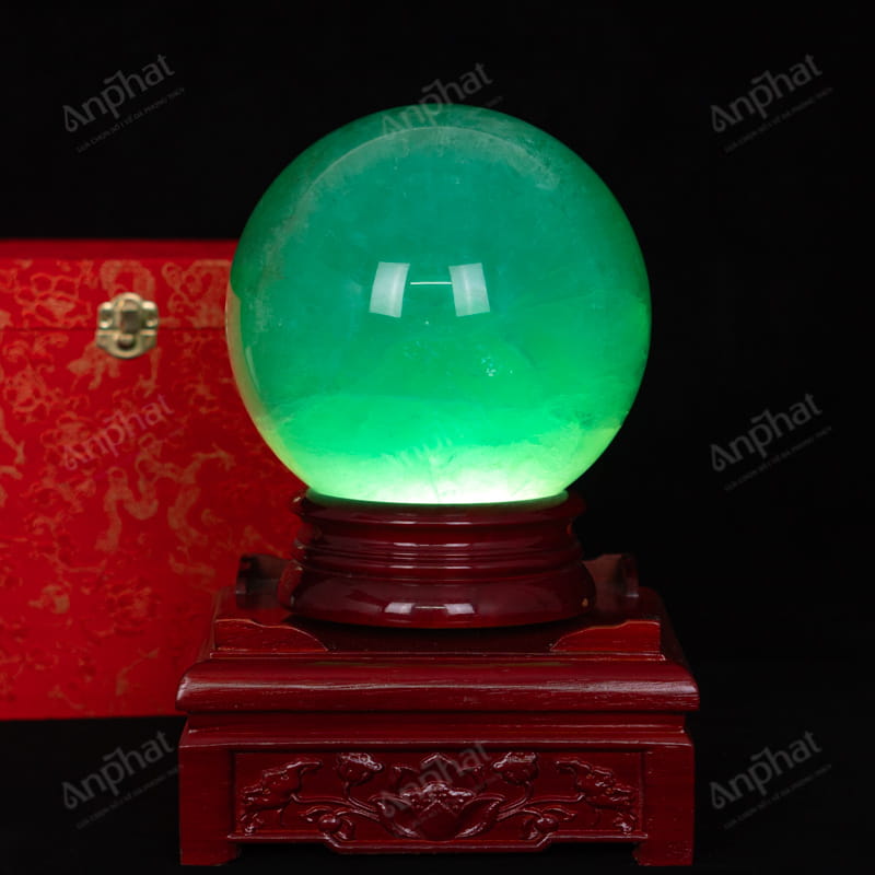 Quả Cầu Fluorite Xanh 6A 8,69kg 011-0136A-8,69